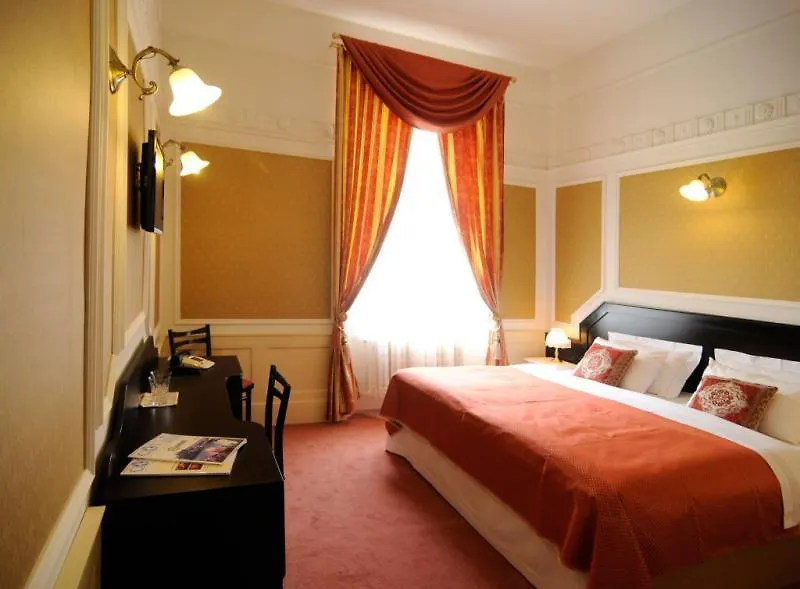Hotel Praga 1885  Prag